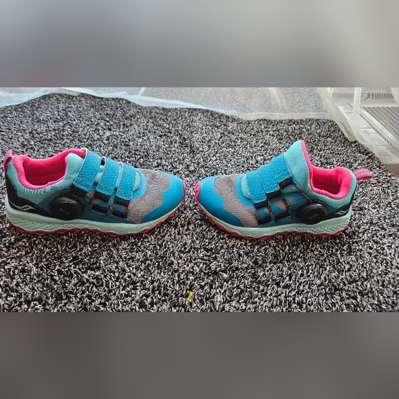 Saucony Unisex-Child Peregrine 12 Shield Boa Hiking Shoe - Picture 1 of 6